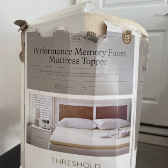 1.5" Performance Memory Foam Mattress Topper-NIB - Picture 2 of 3